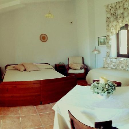 Agriturismo Tre Santi Villa Padula Dış mekan fotoğraf