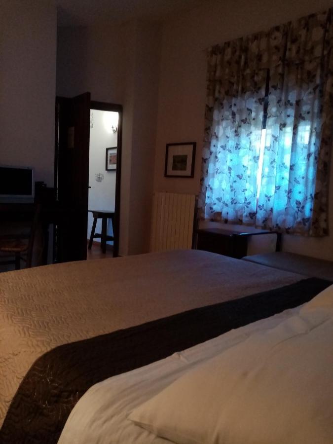 Agriturismo Tre Santi Villa Padula Dış mekan fotoğraf