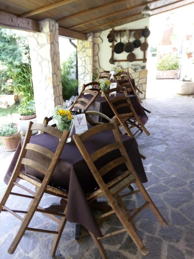 Agriturismo Tre Santi Villa Padula Dış mekan fotoğraf