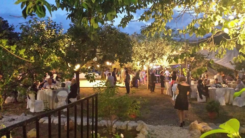 Agriturismo Tre Santi Villa Padula Dış mekan fotoğraf