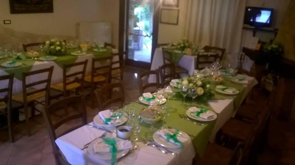 Agriturismo Tre Santi Villa Padula Dış mekan fotoğraf
