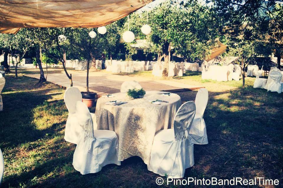 Agriturismo Tre Santi Villa Padula Dış mekan fotoğraf